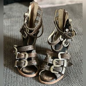 Freebird by Stephan Brooklyn